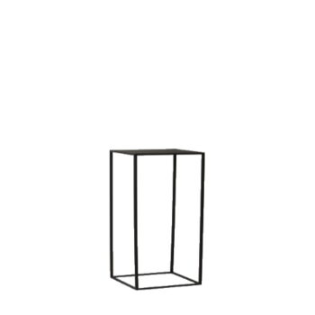 Table Skyline Medium