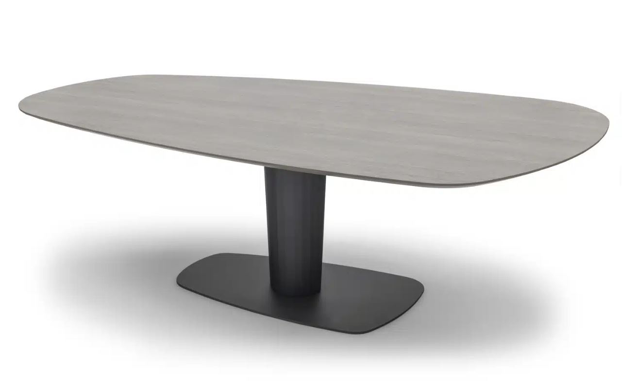 Trapea Dining Table
